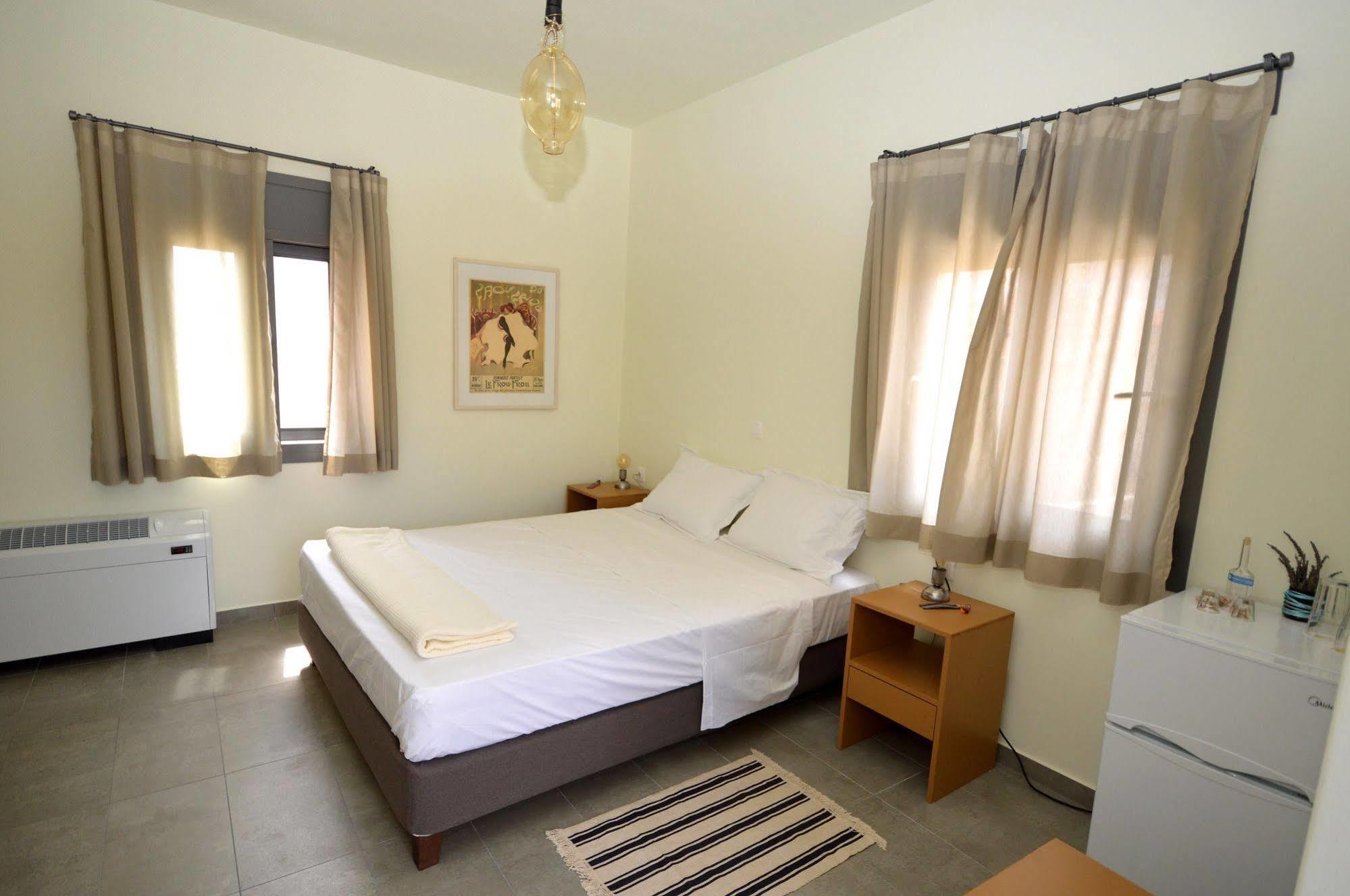 Aegina Bed & Culture Leilighet Eksteriør bilde